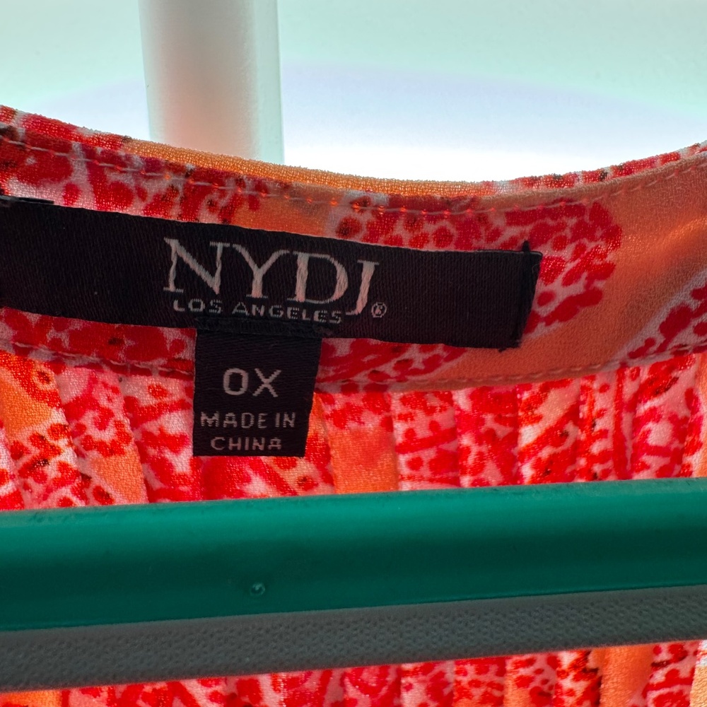 NYDJ (new) - Picture 2 of 6